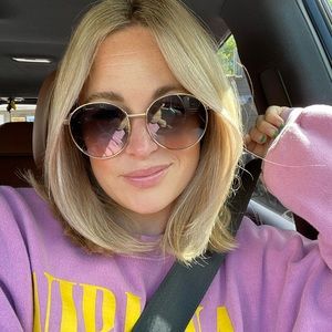 Meet your Posher, Brooke